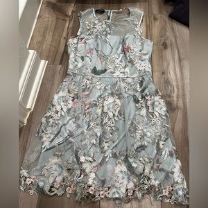 Bebe size 6 dress